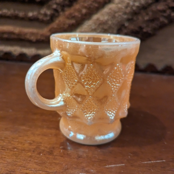 Vintage Fire King Peach Lustre Mug Anchor Hocking Kimberly Diamond Pattern - Picture 1 of 5